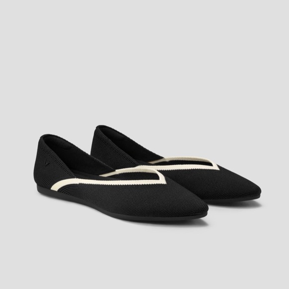 VIVAIA | NWOT POINTED-TOE V-CUT FLATS VIENNA 2.0 IN DEEP EBONY SIZE 10.5 - Picture 3 of 9